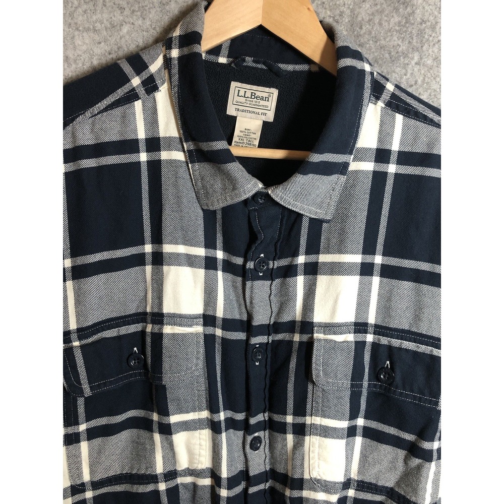 L.L. Bean Shirt 2XLT Navy Blue Plaid Fleece Lined Flannel Shacket Camp Fish Hike